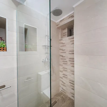 Amvrosia Daire Limenas (Thasos)