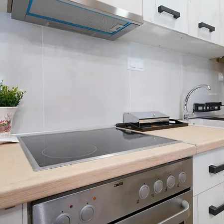 Apartament Amvrosia *